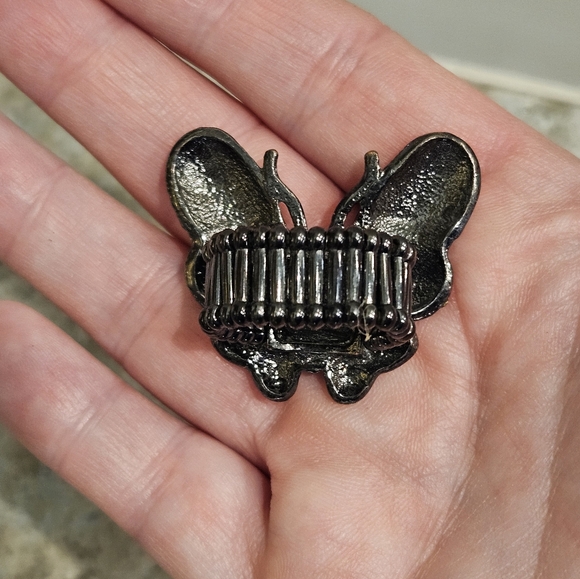 Hematite Butterfly Multicolor Crystal Rhinestone Stretch Ring - Picture 5 of 7